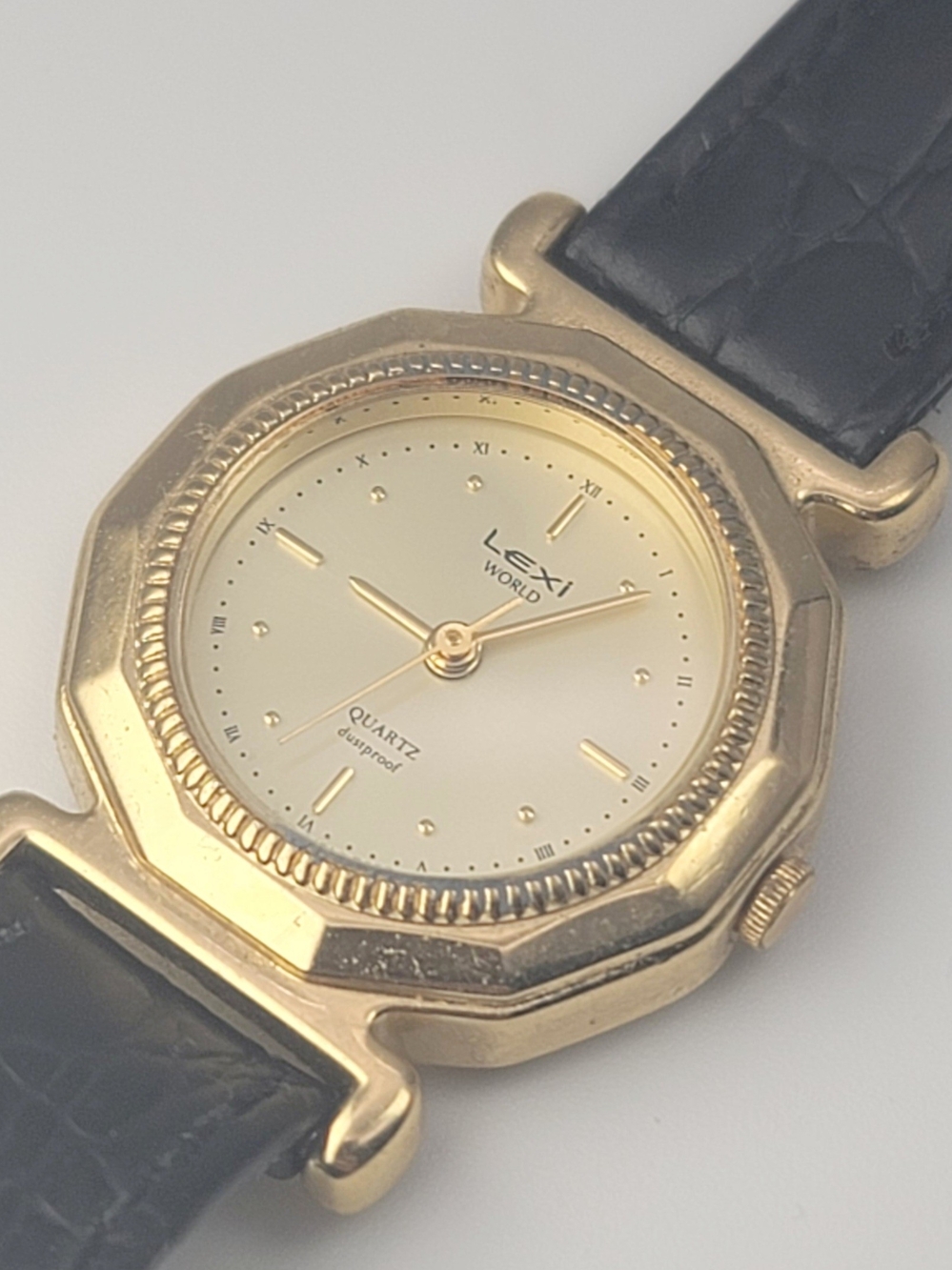 Vintage Lexi World L-56 Womens Watch Octagon Gold Tone Cream Dial Black Leather